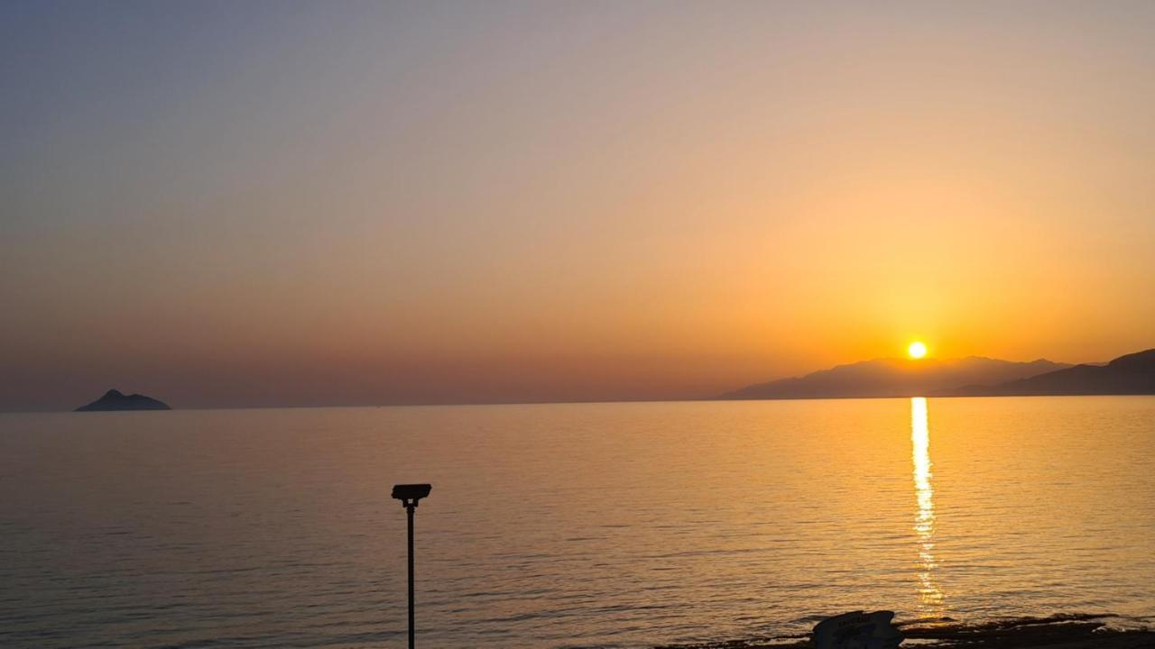 Bella Mare Luxury Apartments Kalamaki  Eksteriør bilde