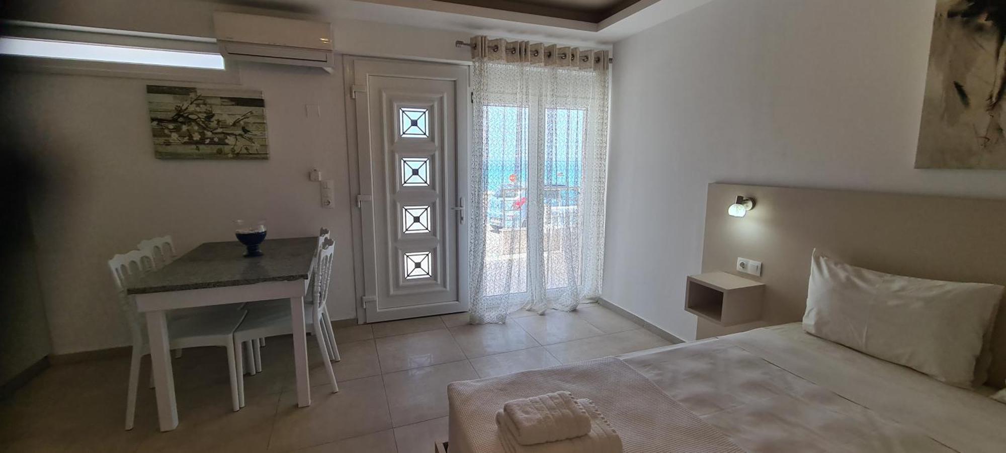 Bella Mare Luxury Apartments Kalamaki  Eksteriør bilde