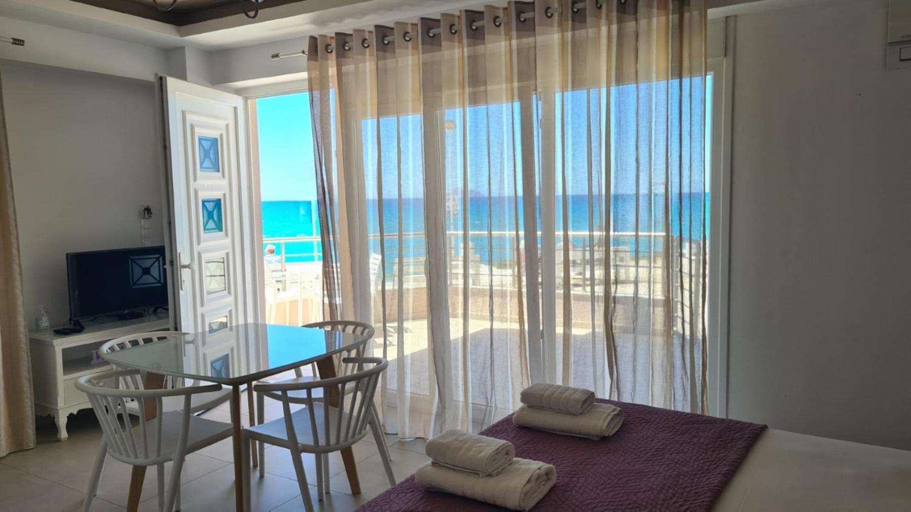 Bella Mare Luxury Apartments Kalamaki  Eksteriør bilde