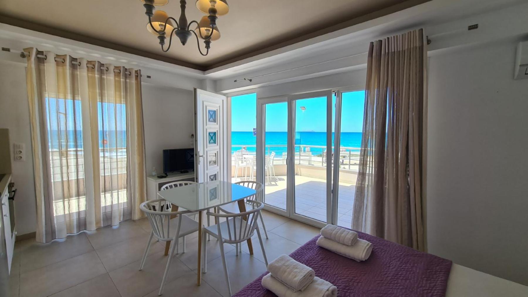 Bella Mare Luxury Apartments Kalamaki  Eksteriør bilde
