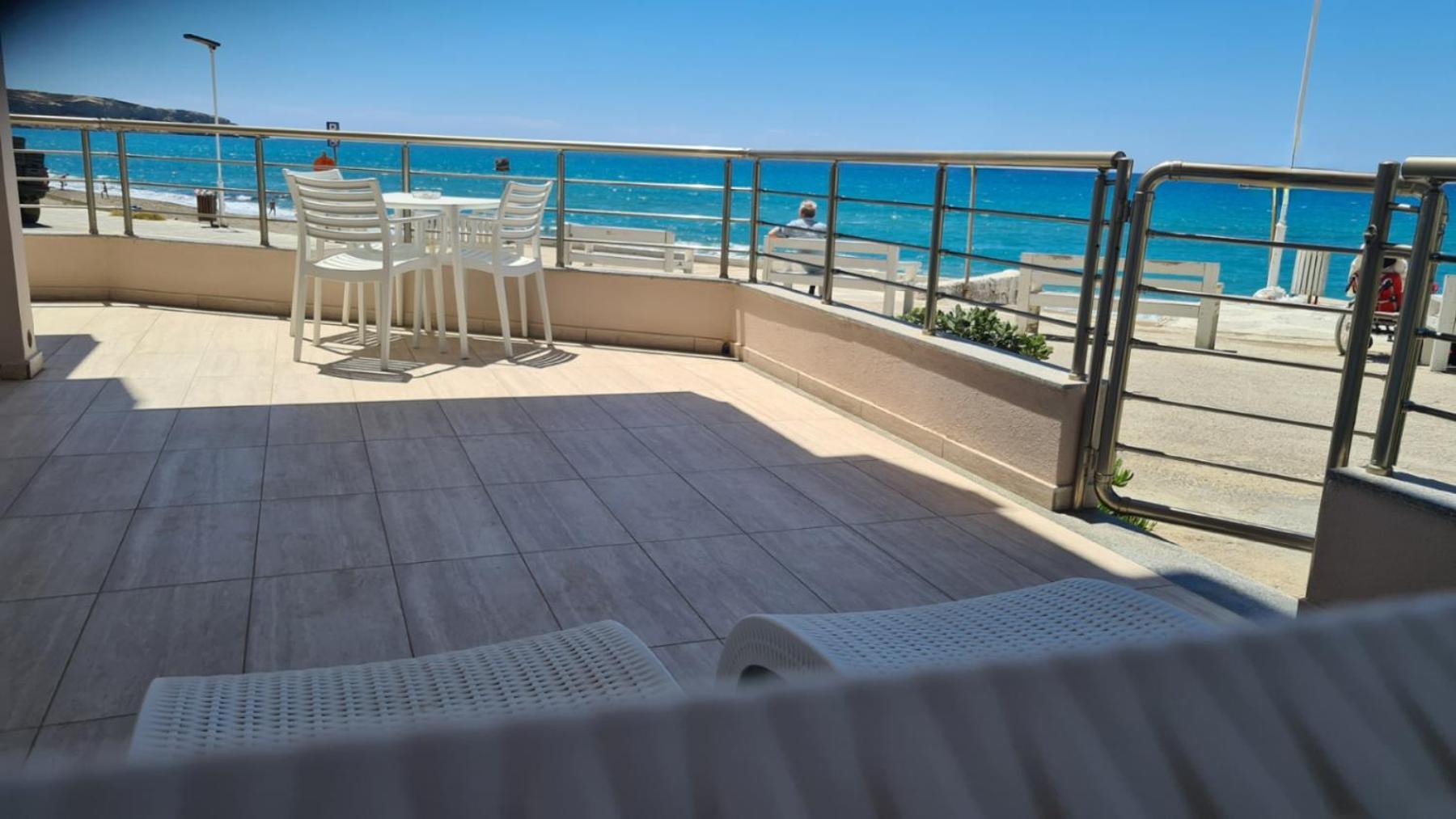 Bella Mare Luxury Apartments Kalamaki  Eksteriør bilde
